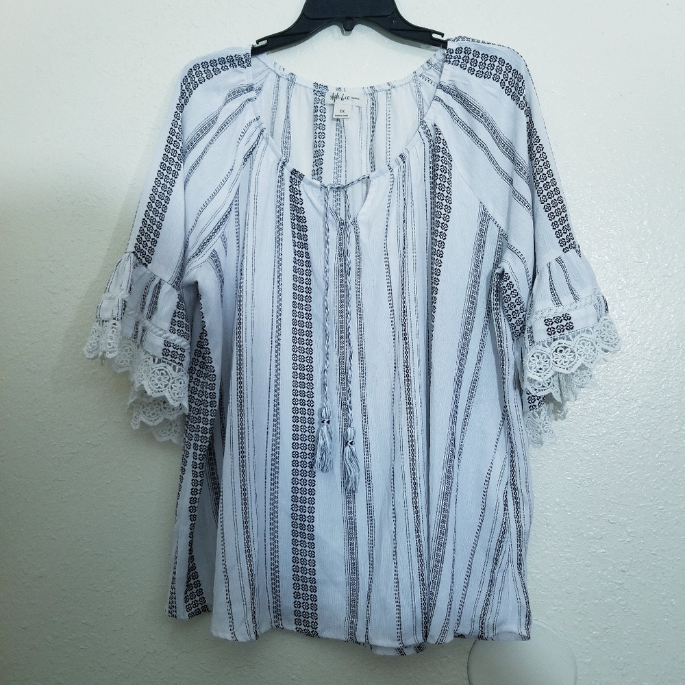 Plus Size cute top - Picture 6 of 11